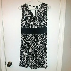 White House Black Market Swirl Dress